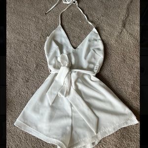 White fashion nova halter neck romper. Size XS.